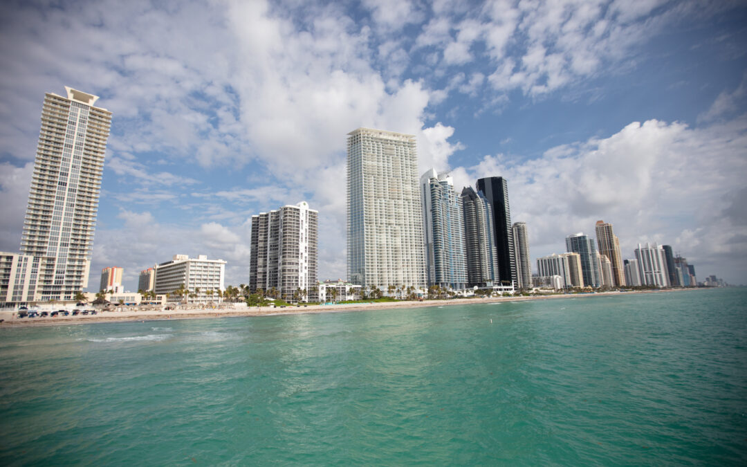 Indulge in Ultimate Luxury in Sunny Isles Beach, Florida: A Celebrity Haven.